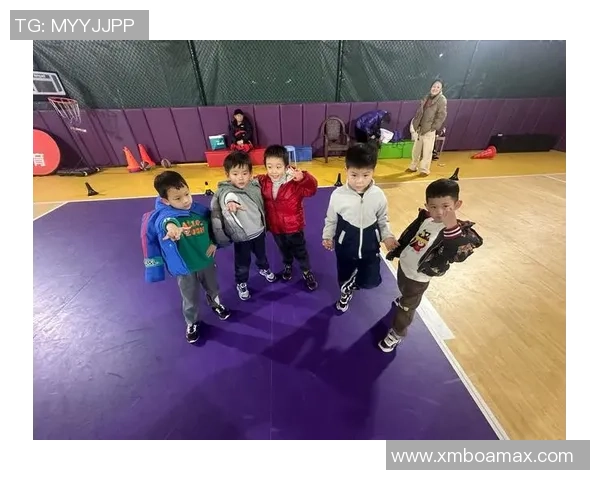 科学篮球意识训练方法探索提升运动员心理素质与竞技表现的有效策略